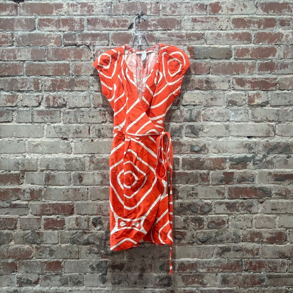 Diane Von Furstenberg Wrap Dress‎ Orange White Tiki Swirl Pattern Silk Size 0 - Picture 3 of 8